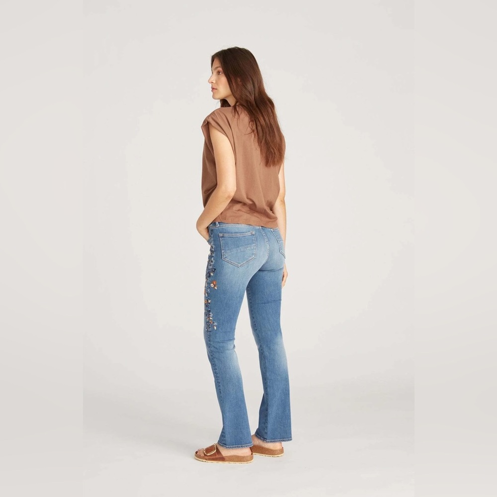 Driftwood Kelly Bootcut Mid-Rise Blue Jeans with Floral Embroiderery Size 25 - Picture 3 of 12
